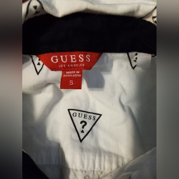 Guess Mens size small button down shirt - Picture 2 of 2
